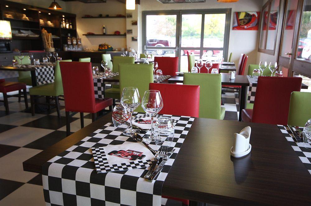 Enzo Hotels Metz Sud Augny By Kyriad Direct Restaurace fotografie