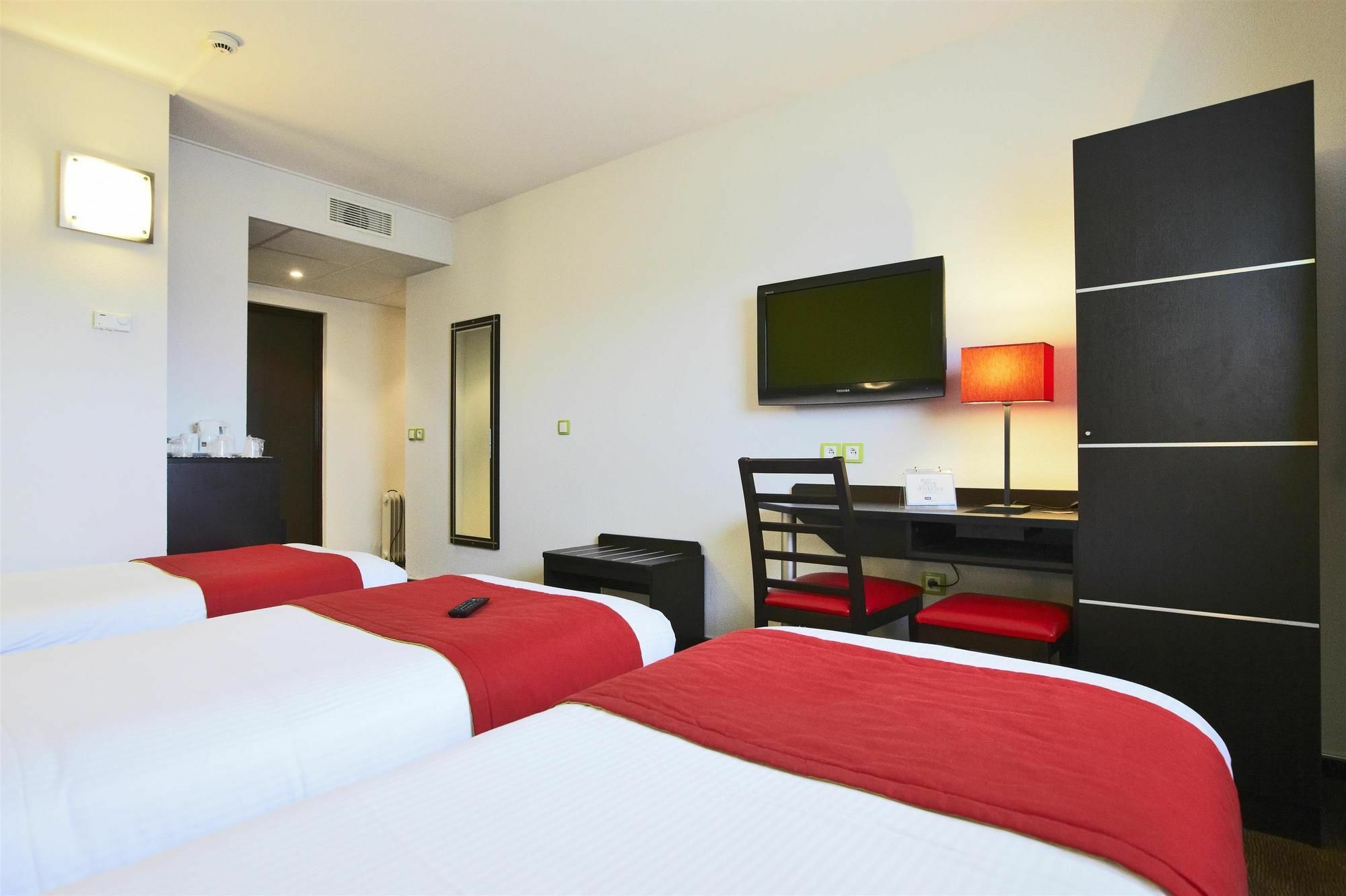 Enzo Hotels Metz Sud Augny By Kyriad Direct Exteriér fotografie
